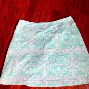 Athleta mini skirt size M. Shorts lining